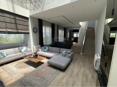 Villa with Pool in Kodra e Diellit 2 Residence
