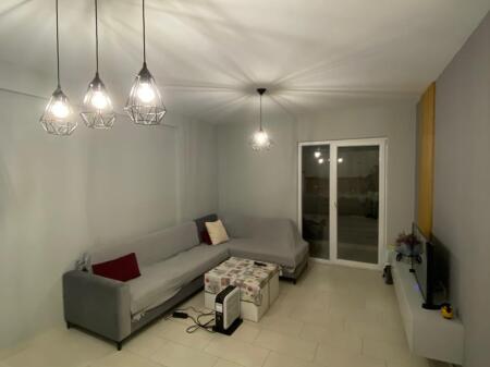 A 2+1+2 apartment is available on 5 May Street.