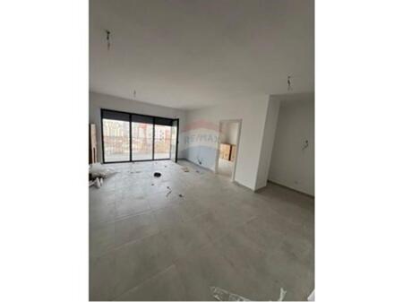 2+1+2 apartment in "Myslym Shyri"