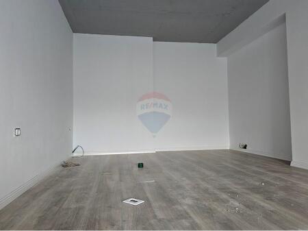 Office spaces for rent at Golden Park3!