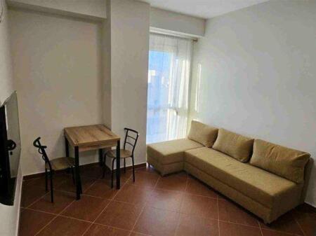 Apartament 1+1 me qira tek Stacioni i Trenit