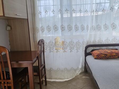 Qira, Garazhd, 21 Dhjetori