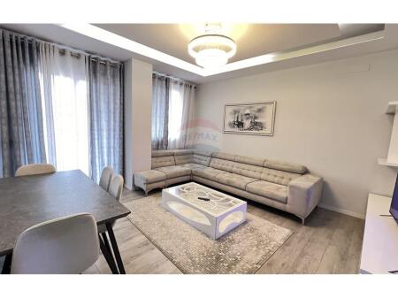 Apartament me qira 2+1 tek Rruga Elbasanit!