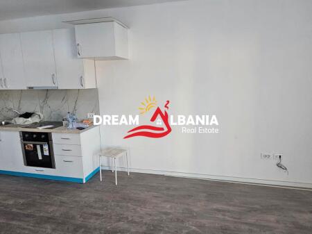 Appartamento 2+1+2 in affitto presso l'ex piazza Shqiponja (ID 42215256)