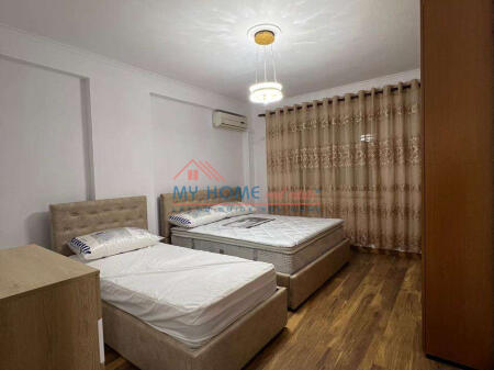 1+1 apartment for rent in Pazari i Ri, Tirana.