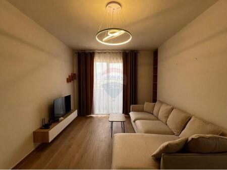 JEPET ME QIRA APARTAMENT 1+1Tirana Golden Park