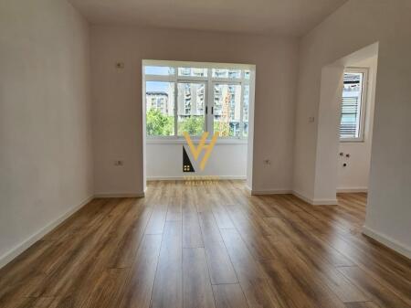VENDESI GARSONIERA 31 M2 IN CENTRO 93.000 EURO