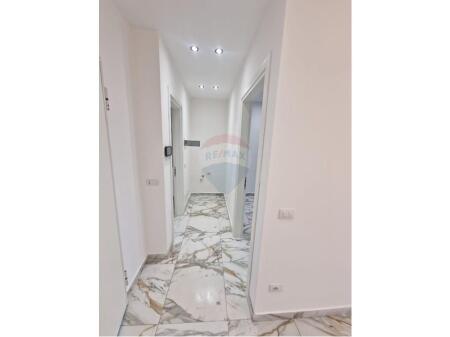 Office for rent on Kavaja Street