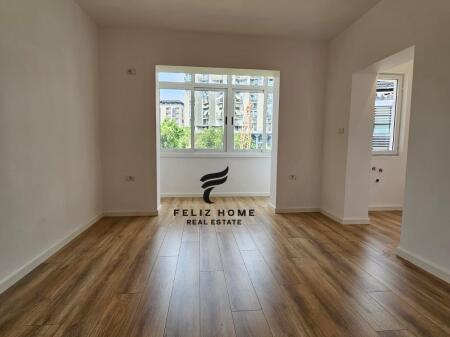 VENDESI GARSONIERA 31 M2 CENTRO 93.000 EURO