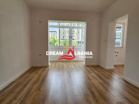 Studio for Sale in the Center, near the Post Office in Tirana (ID 4109113)