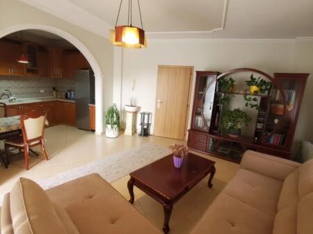 Rent! Apartment 2+1+2, Fresku