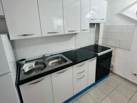 House 2+1 for rent, near Selvise Partizani Gymnasium, 380 euros.
