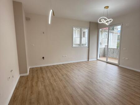 For sale, 2+1 apartment in Fresk.