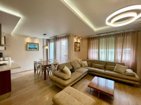 📣Super 3+1 Apartment for Rent on Karl Gega Street🔑