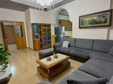 Apartment 2+1 for rent in 5 Maj.