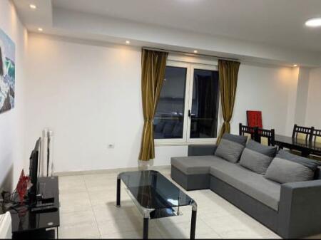 Apartment 2+1 for rent, Vasil Shanto behind Hotel Class 650 euros.