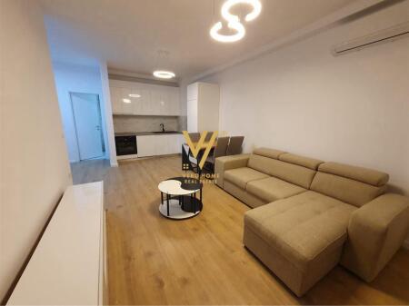 2+1 apartment with balcony for rent in Yzberisht for 500 euros.