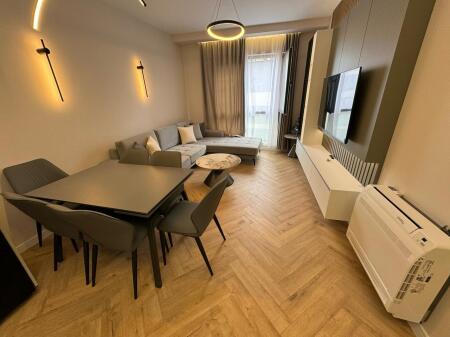 Super Apartament 2+1 me qera tek Pazari i ri