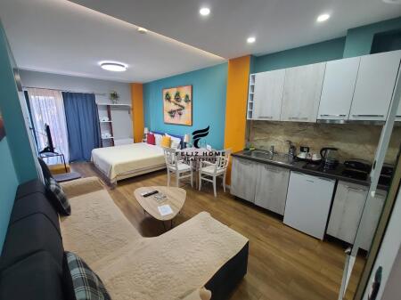 HOTEL ME QERA 340 M2 QENDER 6.500 EURO
