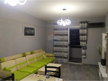 Apartament 1 +1 me qira - Astir