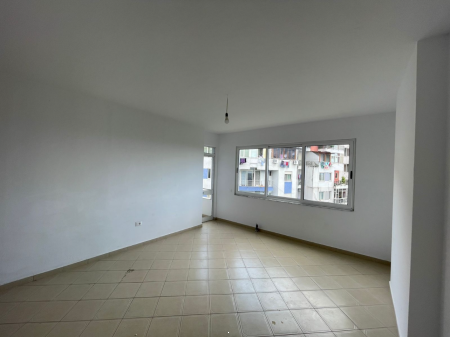 Apartament 1+1 për shitje në Fresk!