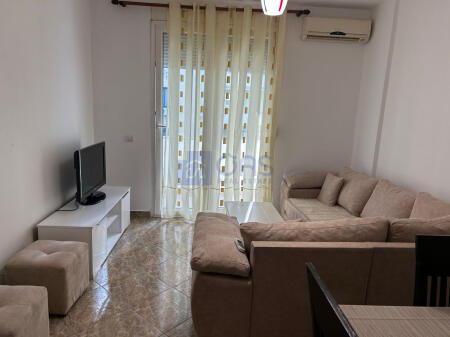 Apartament 1+1 për qira te Bulevardi Gjergj Fishta
