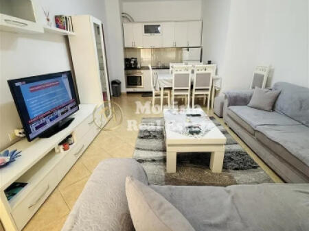 Qera, Apartament 1+1, Astir