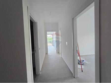 2+1 apartment for sale near Liqeni That!