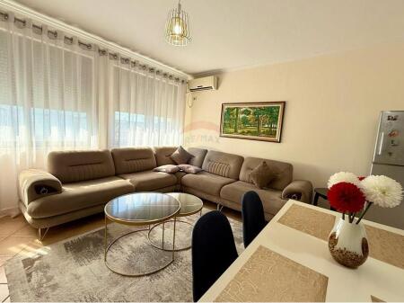 2+1+2 APARTMENT FOR RENT IN KINOSTUDIO