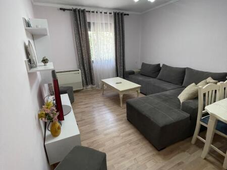 Jepet me qera apartament 2+1 Kati 1, 75 m²