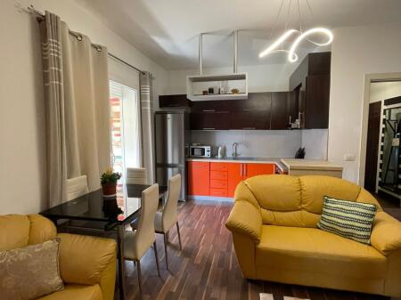 APARTAMENT 2+1 JEPET ME QIRA