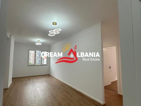 2+1 apartment with 2 bathrooms for sale, near the Astiri Roundabout in Tirana