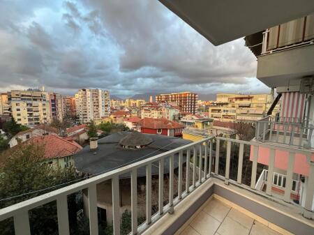 Tirana, 2+1 apartment with balcony for rent, Bilal Golemi Street, near Kika 1 complex.