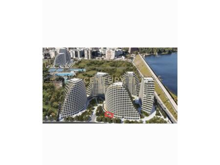 COMMERCIAL UNIT AT LAKE VIEW