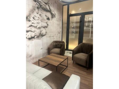 Office for Rent on Bulevardi i Ri, Mortgage