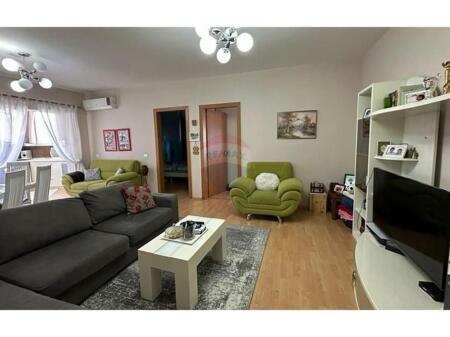 Apartament 2+1 për shitje