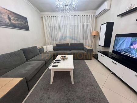 Rent, Apartment 2+1+2, Unaza e Re