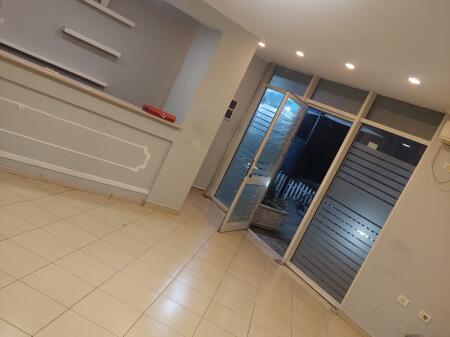 SHOP FOR RENT 70 M2 NEW MARKET