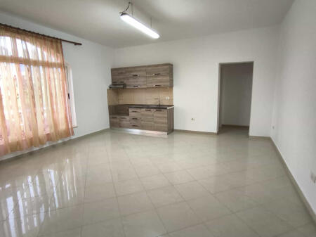 Vila me qera 1+1 tek Kodra Priftit (ID BV22439) Tiranë.