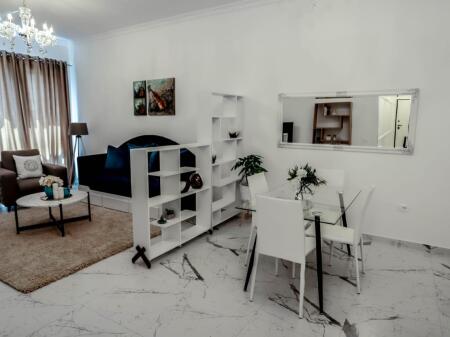 Super apartment for rent 1+1 21 December Square 21