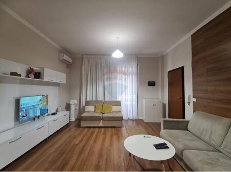 Apartment for rent 1+1 at Zogu I Boulevard!