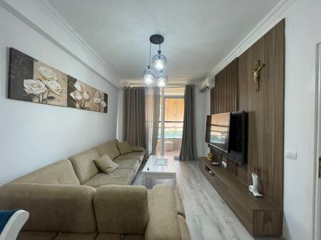 Apartament 2+1 për qira në Astir