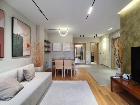 Apartament 2+1 me qera tek Liceu Artistik!