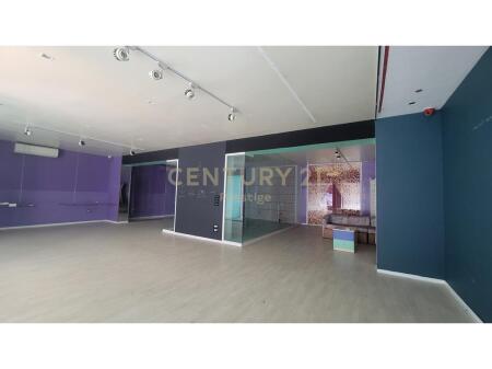 COMMERCIAL SPACE FOR RENT, NEAR THE BALLET SCHOOL, TIRANA!