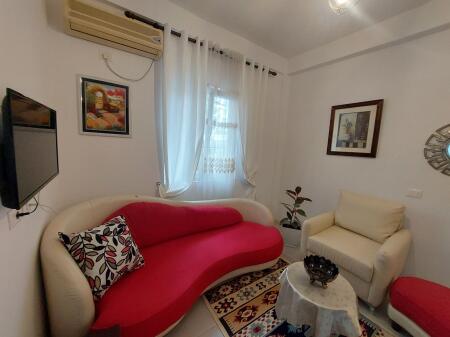 Rent! Entrance 1+1, 5 Maji Street