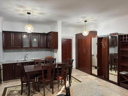 Apartament 1+1 me Qera tek Zgara Korcare, Ali Demi!