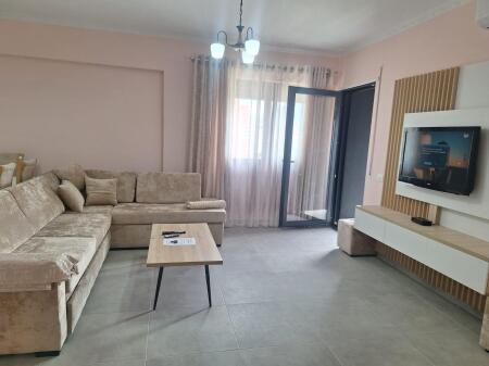 Apartament 1+1 me parkim me qira ne Astir