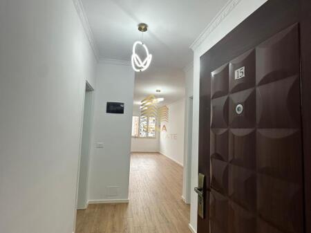 Shitet, Apartament 2+1+2WC+Bllk, Astir