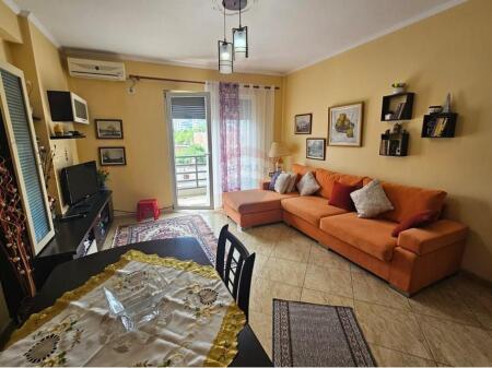Apartament 1+1 për qira tek Rruga e Kavajës