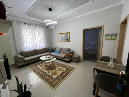 1+1 apartment for rent above the Ballet School